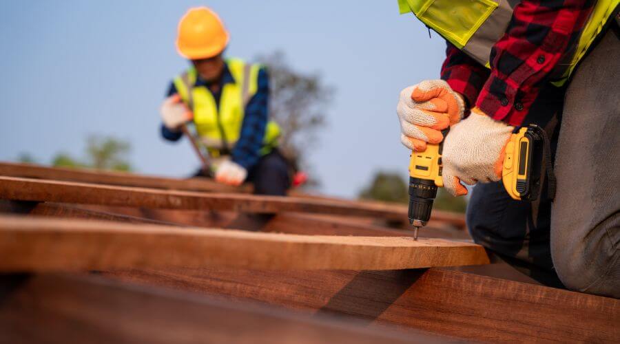 Professional residential roofers in Keenes, IL